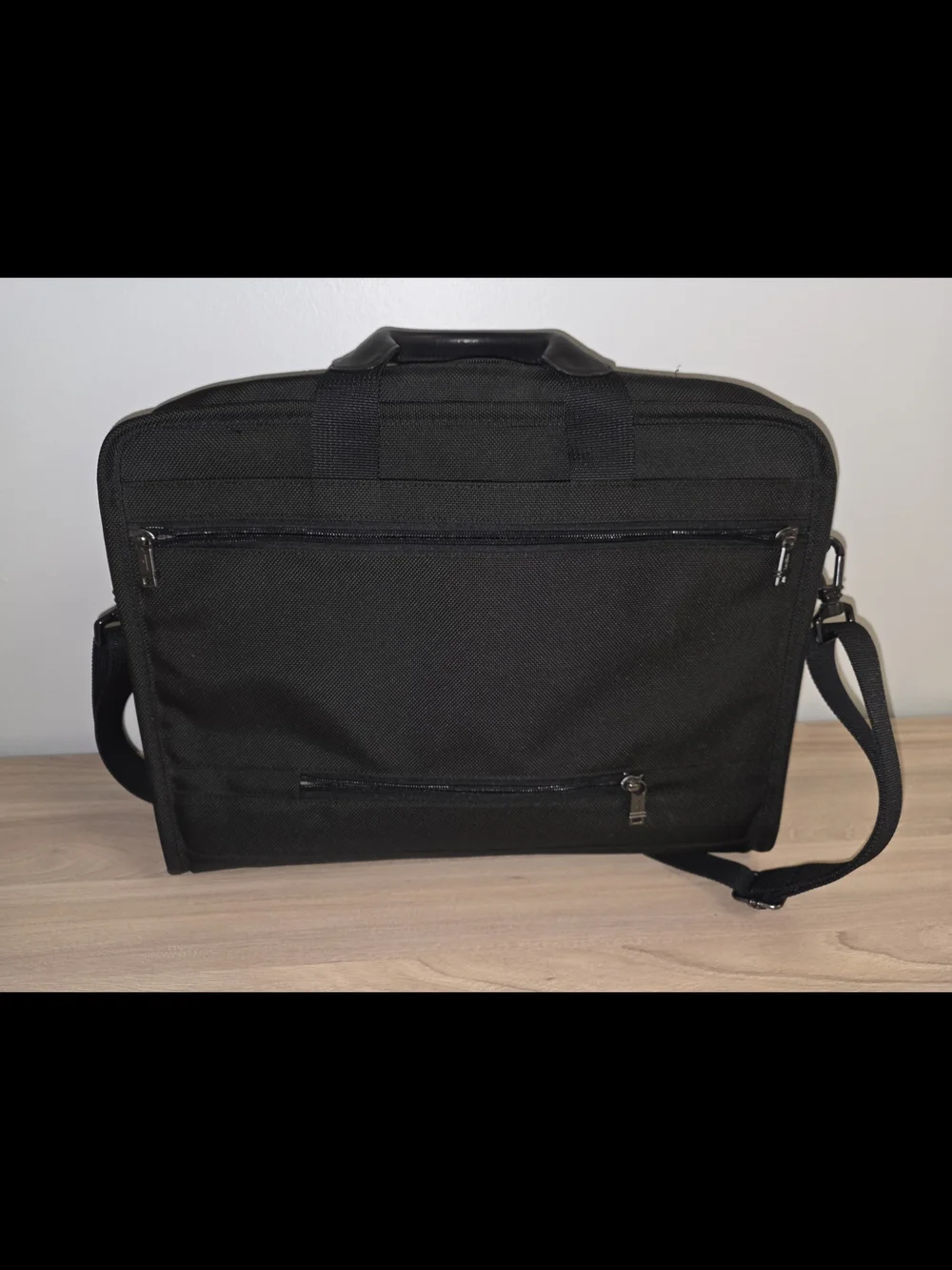Tumi laptop briefcase